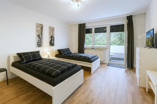 Three-Bedroom Apartment with Balcony