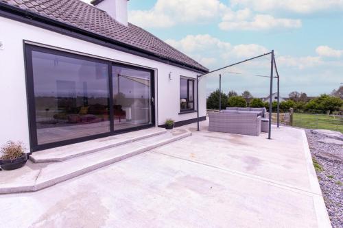 Eden House and Pet Farm in Ballinasloe