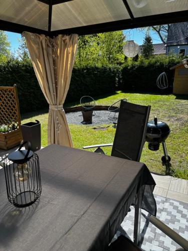 Vaade, Ferienhaus am Friedenshain in Liepe
