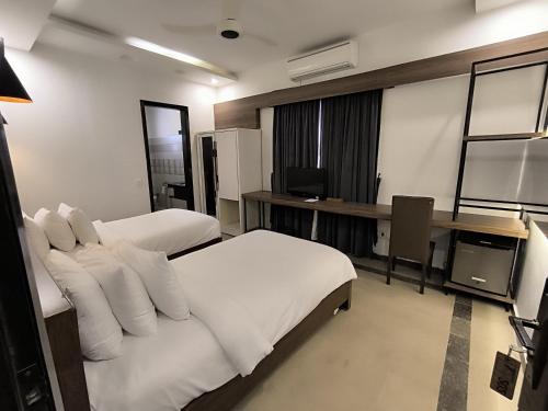 Xefan Hotel and Suites - image 14
