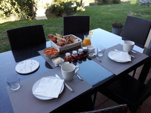 Castelnaud-Fayrac Les Logis de Lea 3-Star Hotel lobby