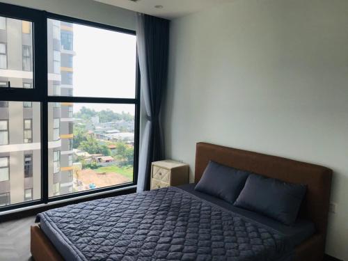 Campell hotel & apartment Vinhome Grand Park