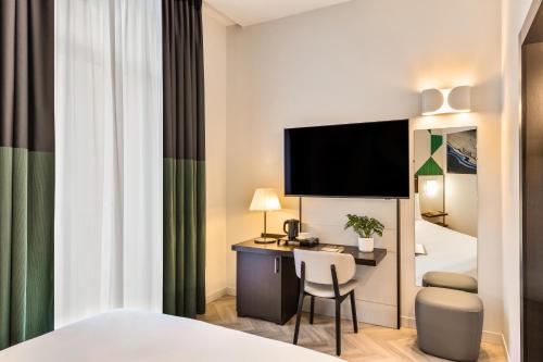 Mercure Napoli Centro Angioino - image 11