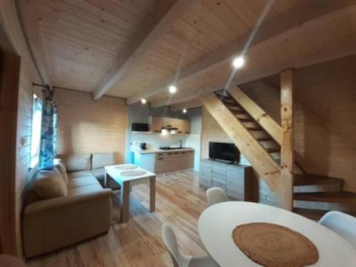 Domki na kamiencu - Solina