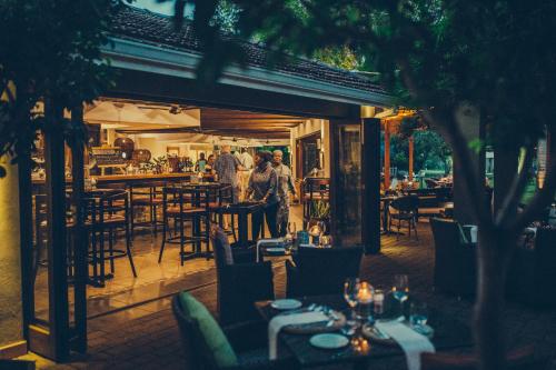 Ghost Mountain Inn - 정원