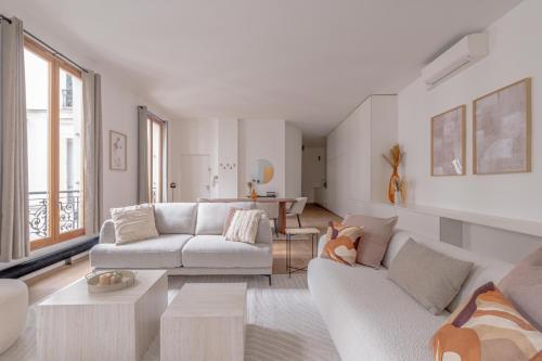 Beautiful Duplex Heart of Paris