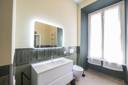 Barberini Grand Retreat with Terrace, Рим (фото 9)