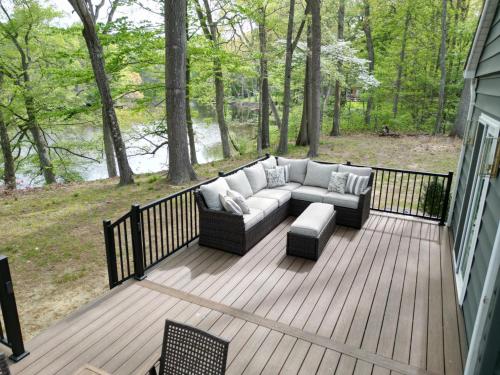 River Heights Retreat in Massey