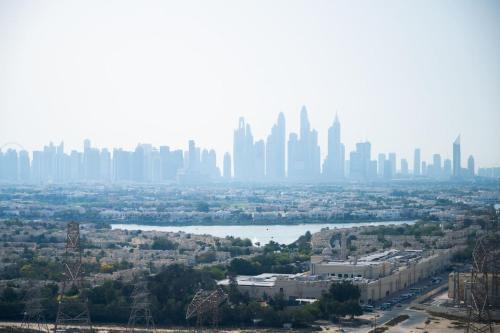 Onyx 1BR with Stunning City Views - image 11