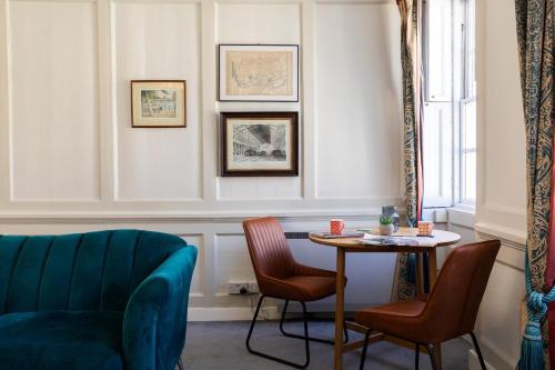 Pierrepont Street - Most Central Location - Charming 1-Bed Apartment, Bath (photo 10)