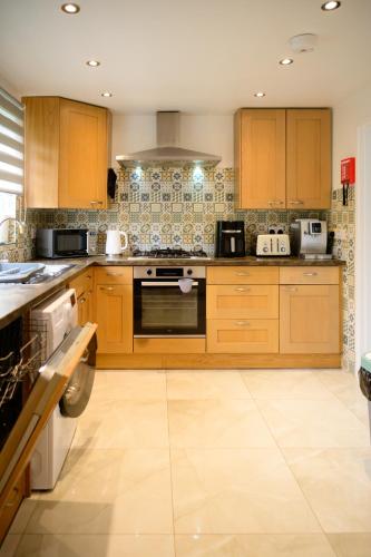 設施, Strelley house 2 , Perfect for business trip & Families holiday or working proffesionals-5 min from  in 比爾伯樂