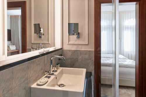 Signature Two Bedroom Suite