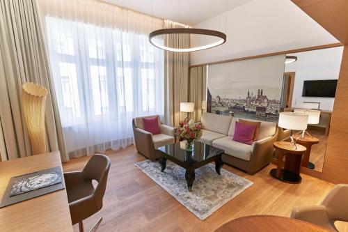 Vier Jahreszeiten Kempinski München - image 4