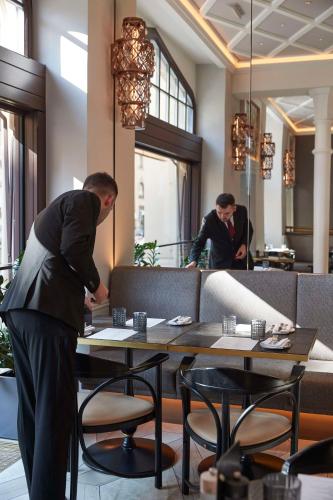 Vier Jahreszeiten Kempinski München - main image