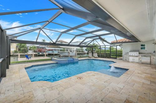 Sunsation on the Water! - Walk To Vanderbilt Beach! Salt Water Pool! - image 3