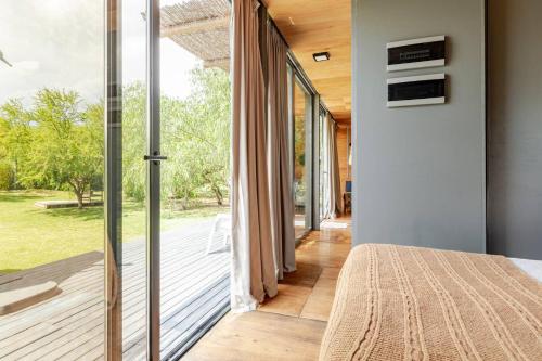 Cabañas con jacuzzi privado y vistas al cerro Champaquí (Cabanas con jacuzzi privado y vistas al cerro Champaqui) in 聖哈維耶爾