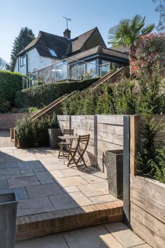 Exterior view, Aylesford-House-Sleeps 2 & 1 infant-Parking in Aylesford