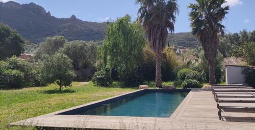 Villa Callochiusa avec piscine 15mn Bonifacio gîte à louer Figari