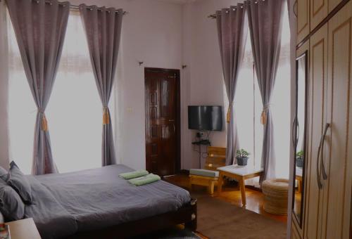 The LYNMAR HOMESTAY at Mawkynroh near Shillong Airport