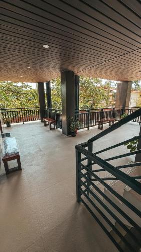 Tiwi's Travellers Inn near Ramon Mitra Sports Complex