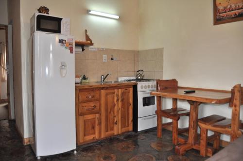 廚房, 沙美胡簡易別墅公寓 (Apart Samay Hue Bungalows) in 迪納華皮