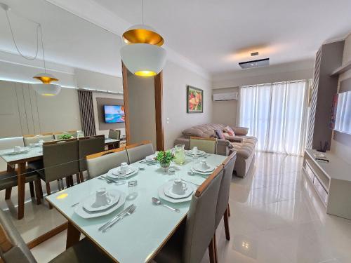 Apartment with View and Balcony room in Costa Sul Apartments Centro BC/Pool/Jacuzzi/Garage