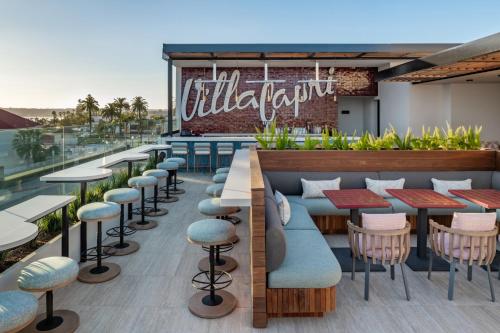 مطعم, فيلا كابري باي ذا سي (The Bower Coronado) in Coronado