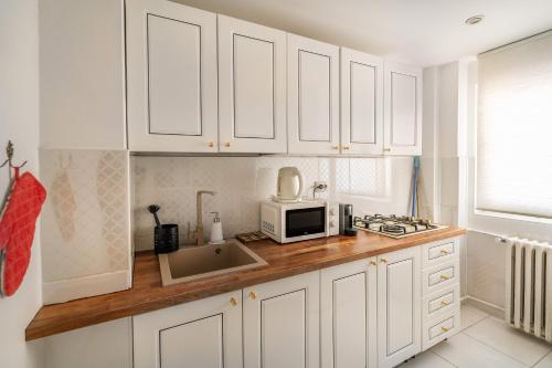 Two-Bedroom Apartment image 8