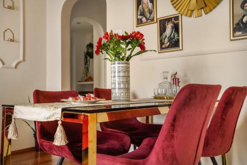 Two-Bedroom Apartment image 4