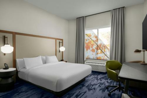 Standard King Room
