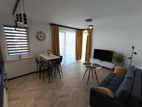Widokowy Apartament z garażem w Rumi - blisko Gdynia