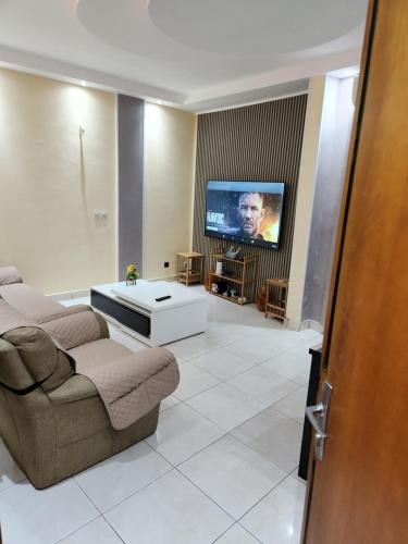 E1D Meublé 1CH 2e CH dispo avec un supplément (E1D Meuble 1CH 2e CH dispo avec un supplement) in 贝尔