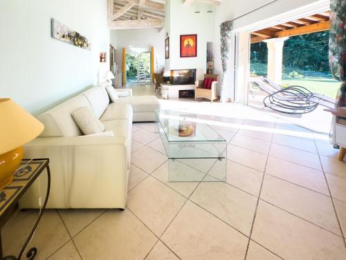 Exclusive Authentic Riviera Villa - Private Pool, Petanque Court, Panoramic Mediterranean Sea & Este in Antheor