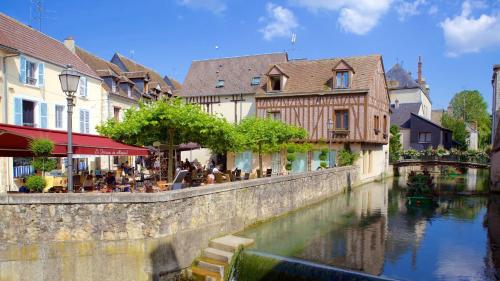 Appartement Style London, Centre Ville in 蒙達爾紀