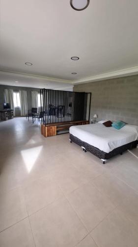 One-Bedroom House image 6