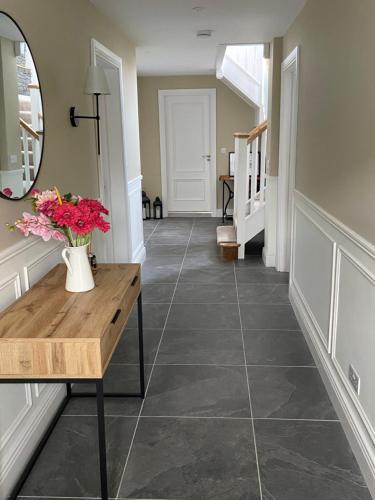 Ardeen House in แบลลีไฮก์