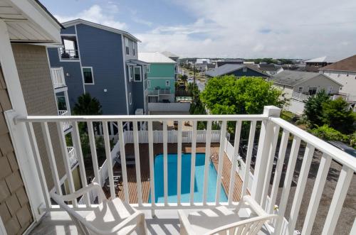 Zwolak by Bryant Real Estate - image 4