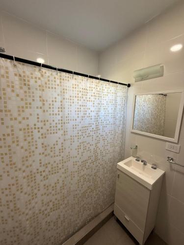 Two-Bedroom House image 5
