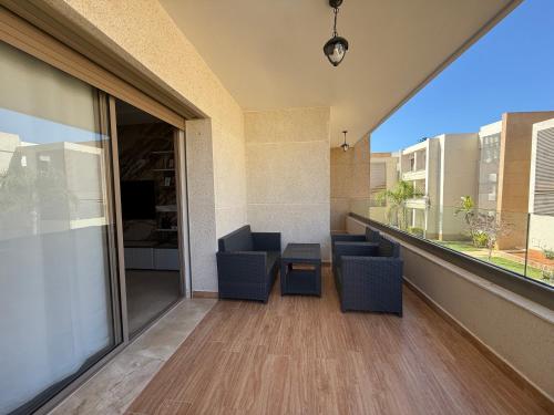 Appartement de Luxe à la Marina de Saïdia Résidence Tamaris, Vue Piscine, Parking VIP (Appartement de Luxe a la Marina de Saidia Residence Tamaris, Vue Piscine, Parking VIP) in סאידייה