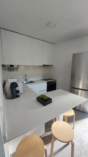 Kitchen, Costa Guest House in Costa