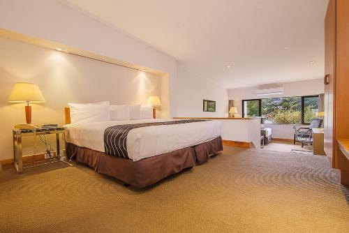 Paihia Pacific Resort Hotel in Salų įlanka