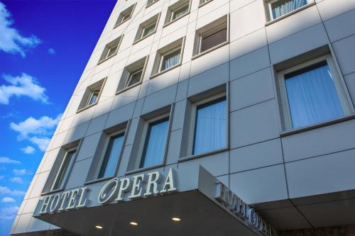 Hotel Opera - image 14