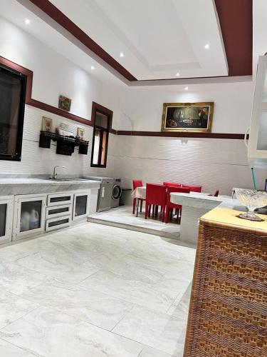 Exclusive Villa Privée 5 Chambres Route de L Ourika - image 5