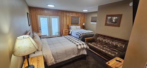 Willard Munger Inn in West Duluth