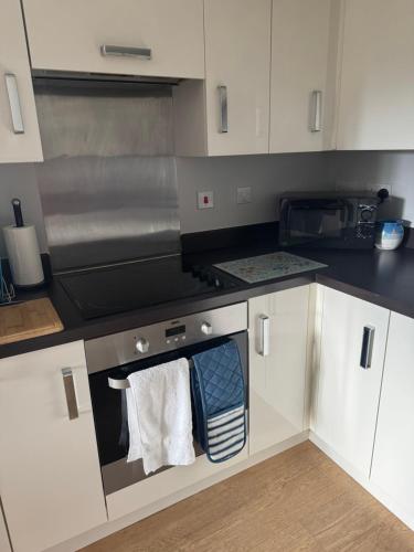Beautiful 2 bedroom apartment in lawley village in ลอว์ลีย์