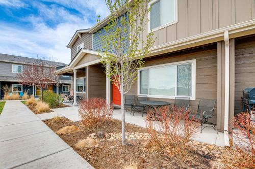 11 Mi to Fort Collins: Wellington Retreat w/ Patio in Wellington (CO)