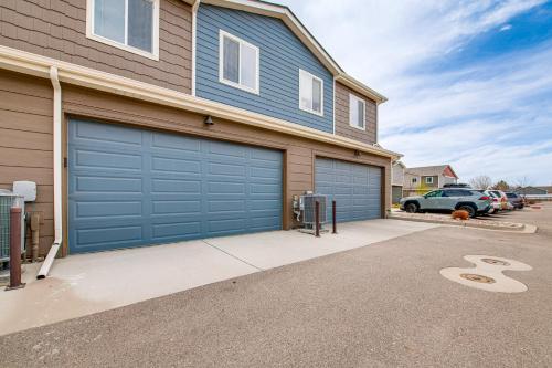 11 Mi to Fort Collins: Wellington Retreat w/ Patio in Wellington (CO)