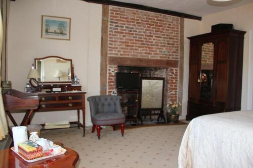 Haughley House - image 13