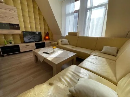 Zentrale Wohnung - Self-Check-In, WLAN Für 4 Personen Ruhige Nachbarschaft in Bremerhaven, Deutschland