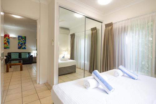 Two-Bedroom Apartment image 3